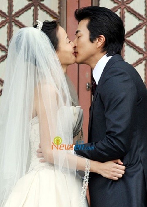 Hon nhan cua Kwon Sang Woo bi dieu tra thue, nop phat 17 ty-Hinh-2