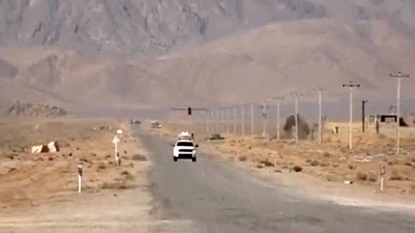 Video: Iran thu UAV cam tu moi voi dau dan nang 50kg