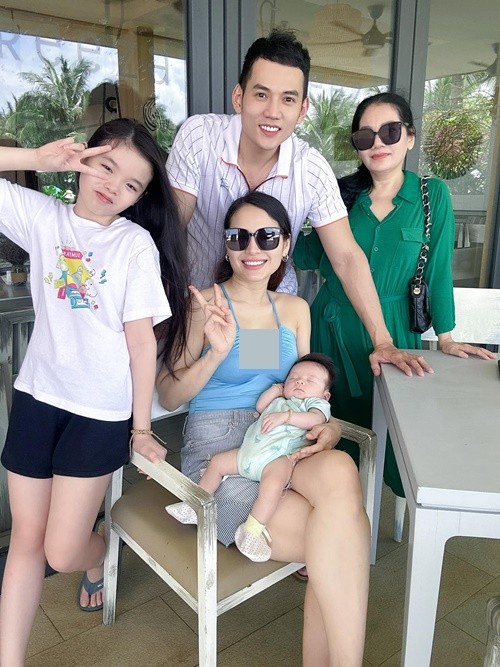 Ngam ve dang yeu cua con trai Phuong Trinh Jolie - Ly Binh-Hinh-14