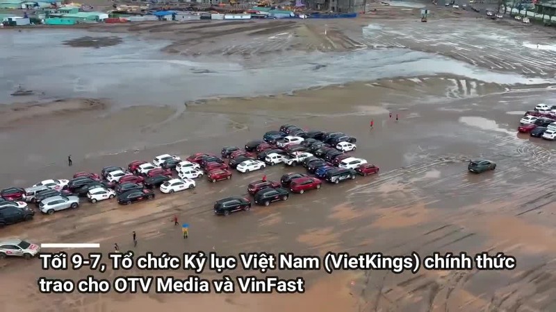 Video: 1.700 o to tham gia “xep xe ky luc hinh ban do Viet Nam“