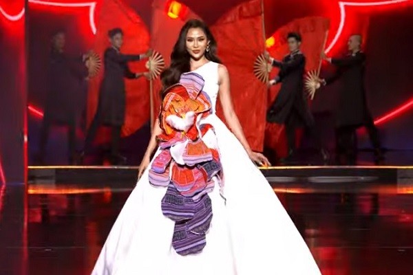 Bui Quynh Hoa dang quang Miss Universe Vietnam 2023-Hinh-12