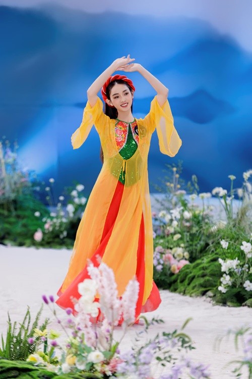 Nhan sac thi sinh Miss Earth Vietnam 2023 duoc Truong Ngoc Anh khen ngoi-Hinh-14