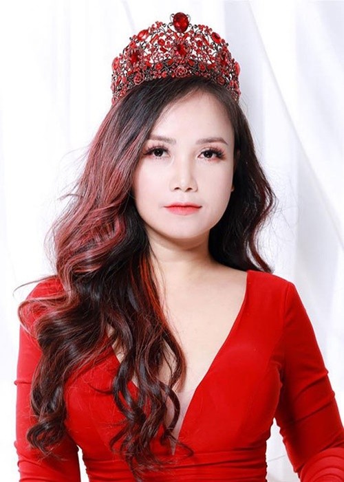 Cuoc song cua Hoang Yen truoc khi xuong toc, xuat gia gieo duyen-Hinh-3