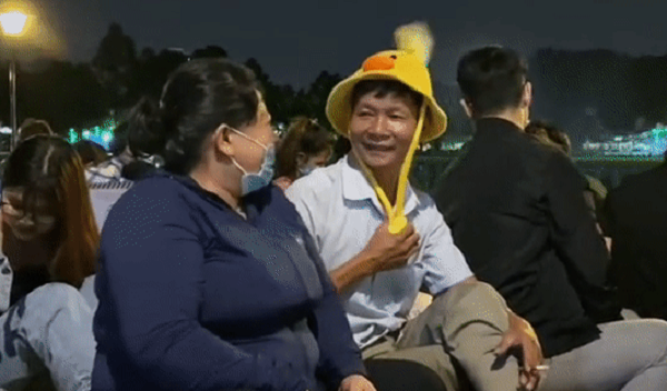 Video: Ong chu choc vo cuoi khien bao nguoi hanh phuc lay