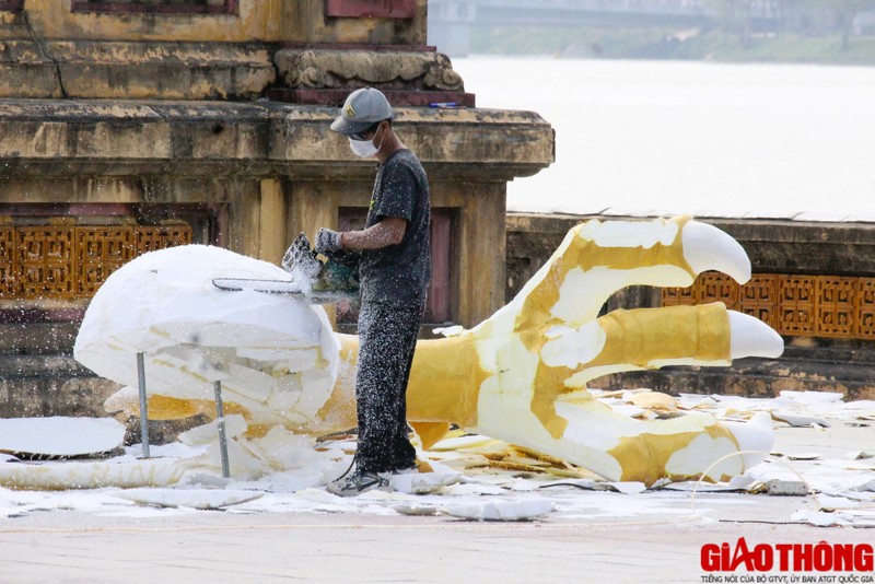 Cap linh vat khong lo “luong long chau nguyet” o Co do Hue-Hinh-12