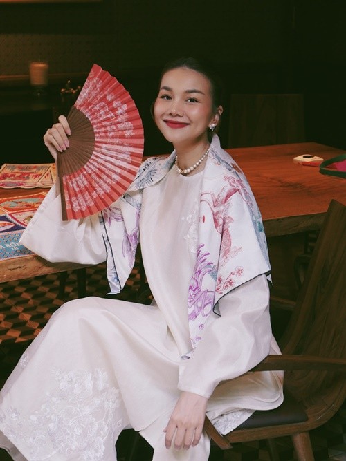 Sieu mau Thanh Hang gay me dam khi dien ao dai du xuan som-Hinh-6