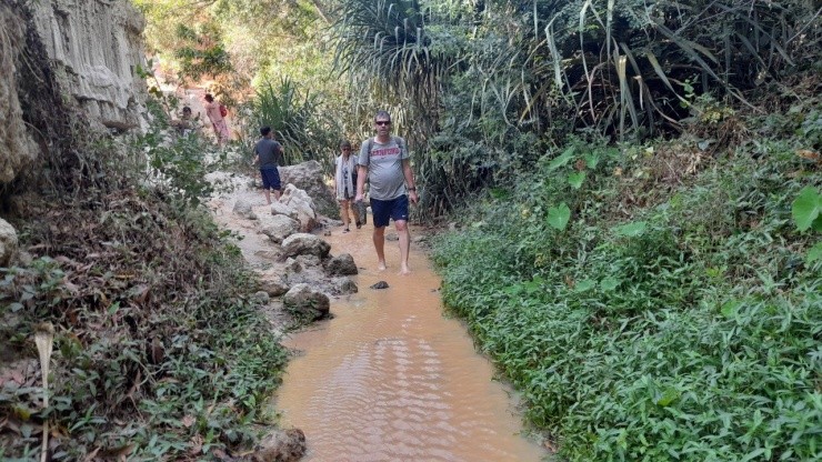 Dau nam hao huc di Suoi Tien, mang tai loc ve nha-Hinh-6