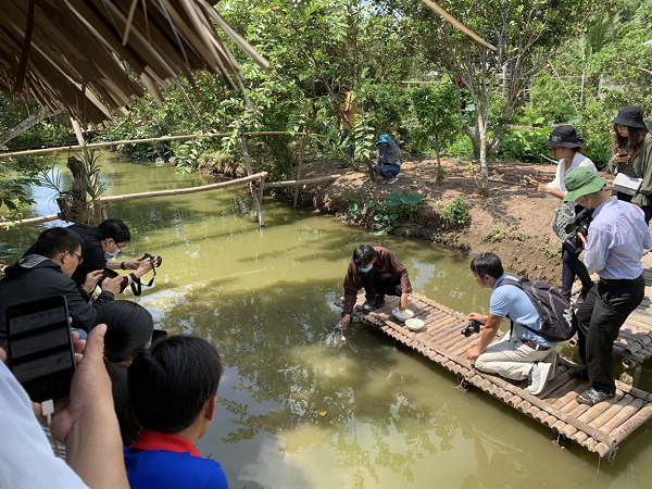 Trai nghiem van hoa dia phuong tang suc hut cho du lich