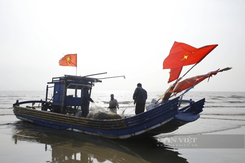 Thang Gieng, ngu dan Thanh Hoa go ca trich moi tay-Hinh-7