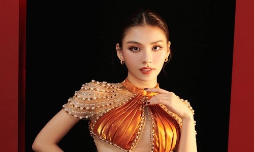 Lien tuc truot giai phu, Mai Phuong co tien sau o Miss World?