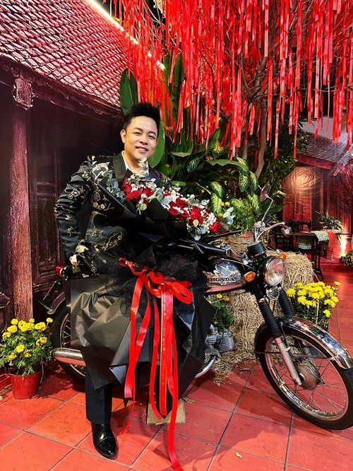 Quang Le het loi khen ngoi Thanh Bi sau 7 nam chia tay-Hinh-11