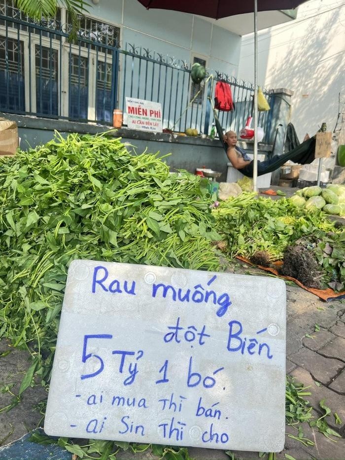 Bat cuoi ly do ong chu ban rau muong 5 ty/bo