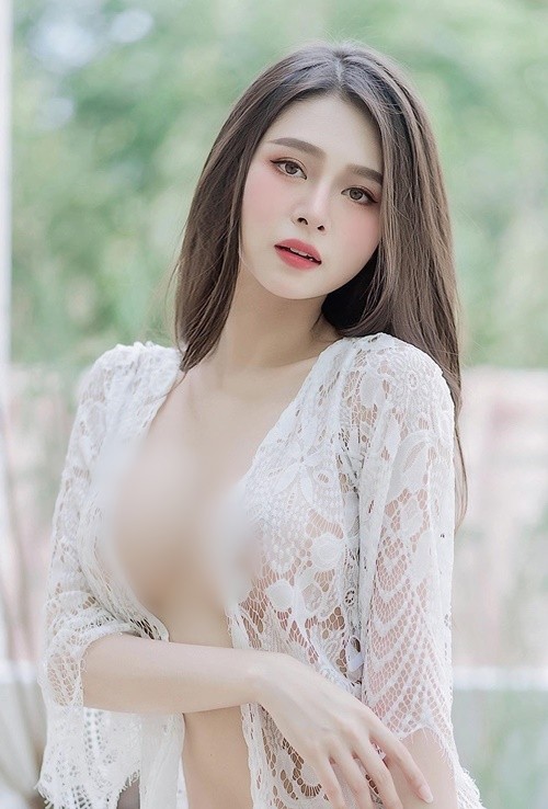 Do mat truoc hot girl mac ao ren xuyen thau, “quen noi y“-Hinh-4