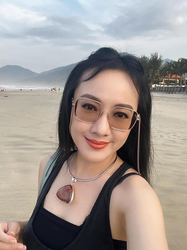 BTV Hoai Anh co lan da cang mong o tuoi 44-Hinh-5