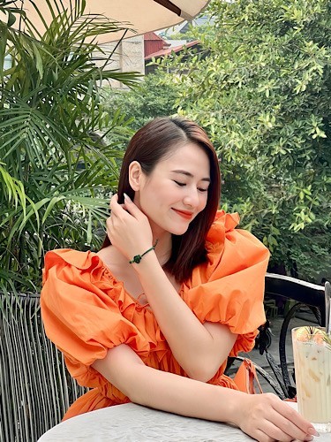 Nu dien vien co canh nong tao bao voi Thanh Son la ai?-Hinh-12