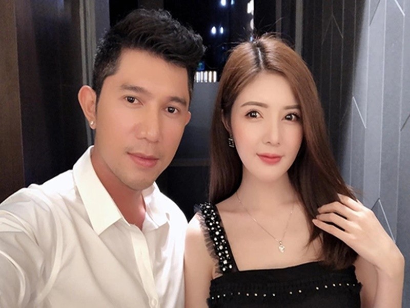 Lilly Luta - tinh cu cua Bui Anh Tuan ngay cang nong bong-Hinh-2