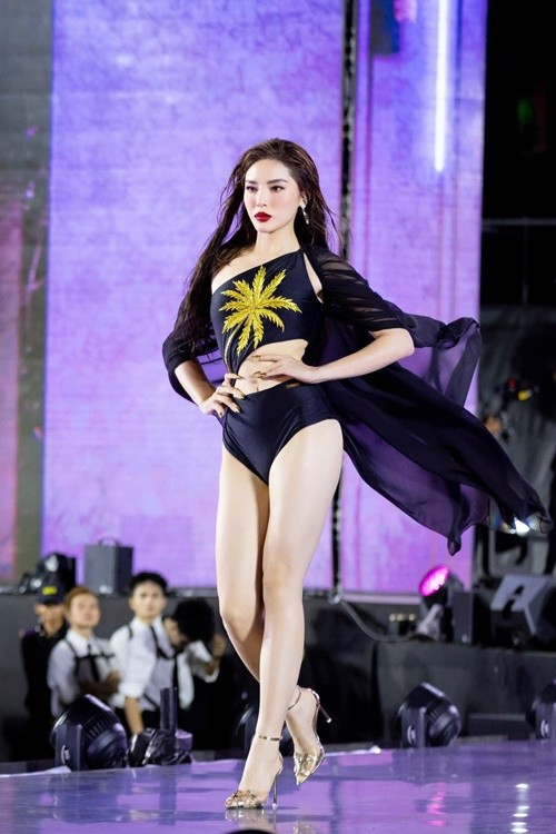 Hanh trinh dang quang Miss Universe Vietnam cua Nguyen Cao Ky Duyen-Hinh-4