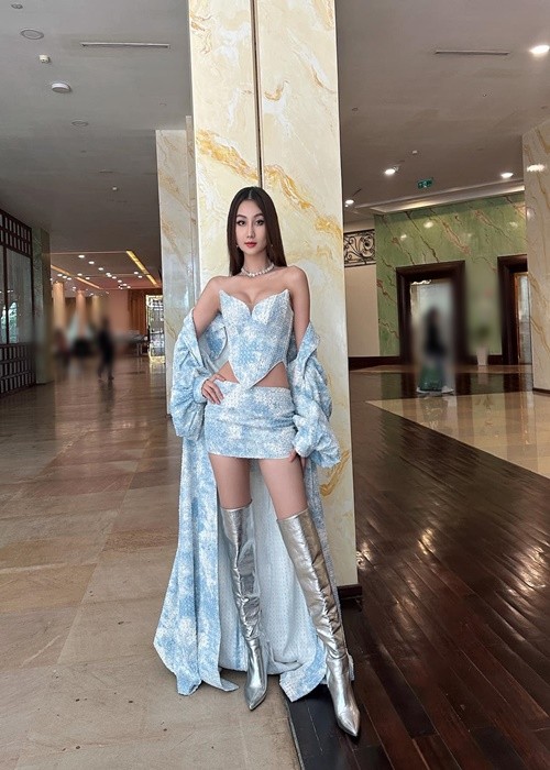 Que Anh khoe ve goi cam khi thi Miss Grand International 2024-Hinh-10