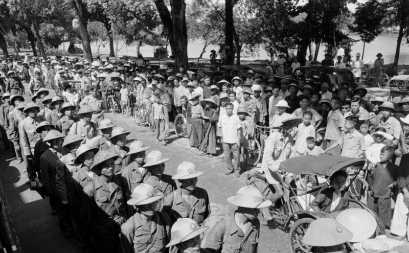 Khoanh khac kho quen trong ngay Giai phong Thu do 10/10/1954-Hinh-11