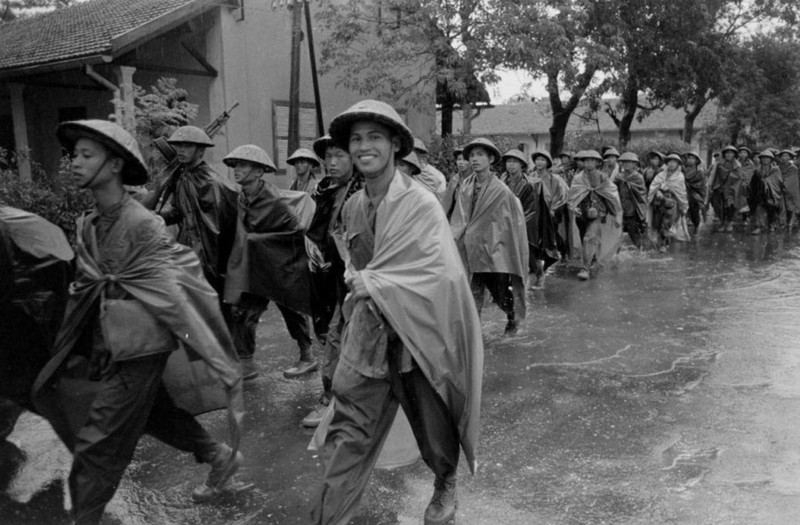 Khoanh khac kho quen trong ngay Giai phong Thu do 10/10/1954-Hinh-7