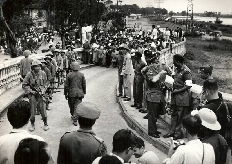 Khoanh khac kho quen trong ngay Giai phong Thu do 10/10/1954-Hinh-8