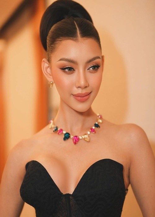 Sac voc doi thu dang gom cua Que Anh o Miss Grand International 2024-Hinh-9