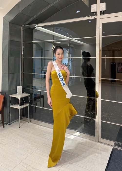 Thanh Thuy khoe mat moc dep khong ty vet o Miss International 2024-Hinh-4