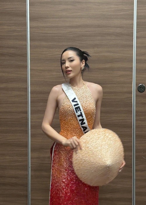 Ky Duyen cong bo trang phuc dan toc truoc ban ket Miss Universe 2024-Hinh-9