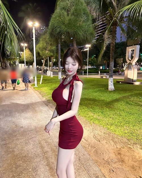 Hot girl “dep nhu tranh ve”, thuong xuyen mac tao bao-Hinh-9