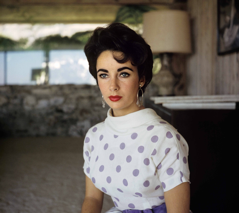 Huyen thoai nhan sac Elizabeth Taylor va 8 lan ket hon