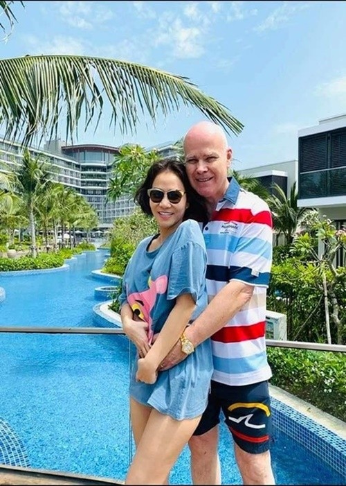Hon nhan cua hai ca si tuoi Ty Thu Minh - Tran Thu Ha-Hinh-5