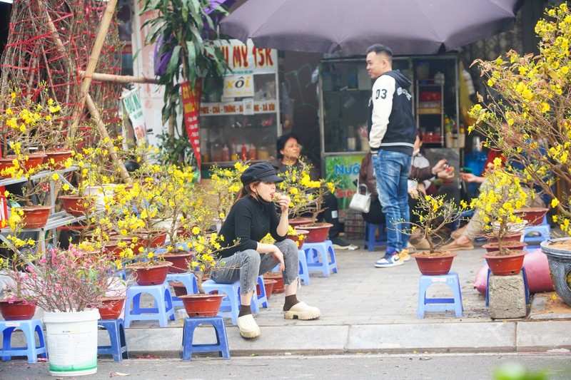 Ha Noi: Mai vang e am, tieu thuong giam gia, xa hang som-Hinh-17