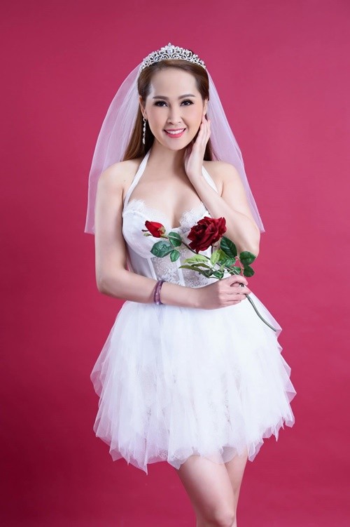 Minh Thu len tieng ve tin don cuoi Ly Hung-Hinh-6