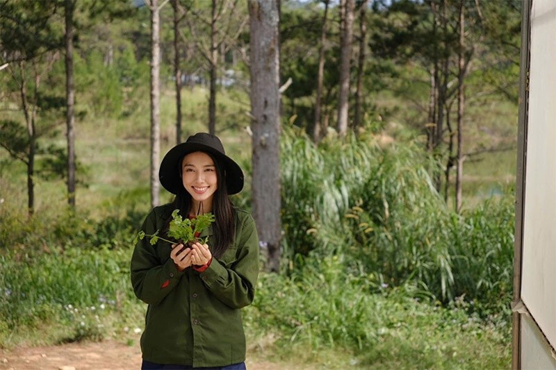 Thuy Tien va on ao quang cao keo rau cu-Hinh-2