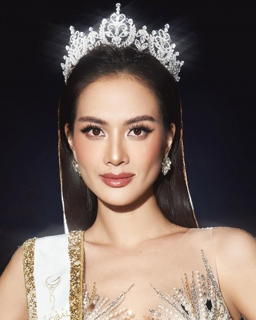 Nguyen Dinh Nhu Van dang quang Miss Global 2025-Hinh-4