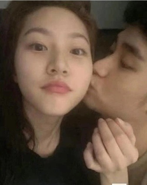 Kim Soo Hyun noi gi gay soc ve on ao tinh ai?-Hinh-3