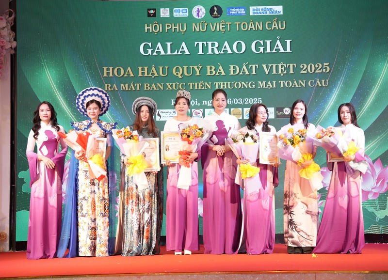 Hoa hau quy ba Dat Viet 2025: Ton vinh ve dep nguoi phu nu-Hinh-7