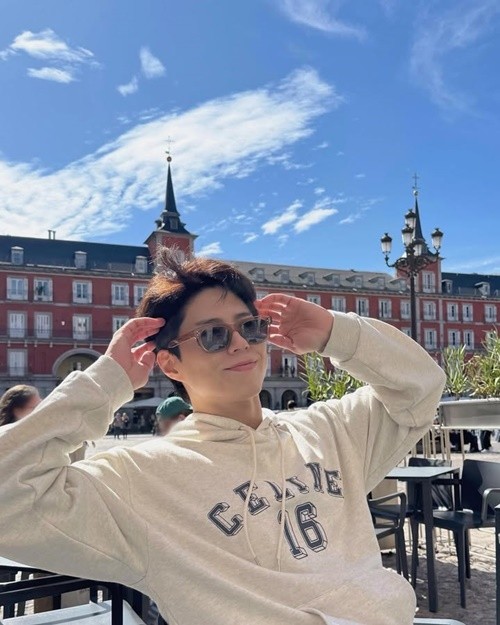 Park Bo Gum duoc menh danh em trai quoc dan, tai san “khung”-Hinh-10