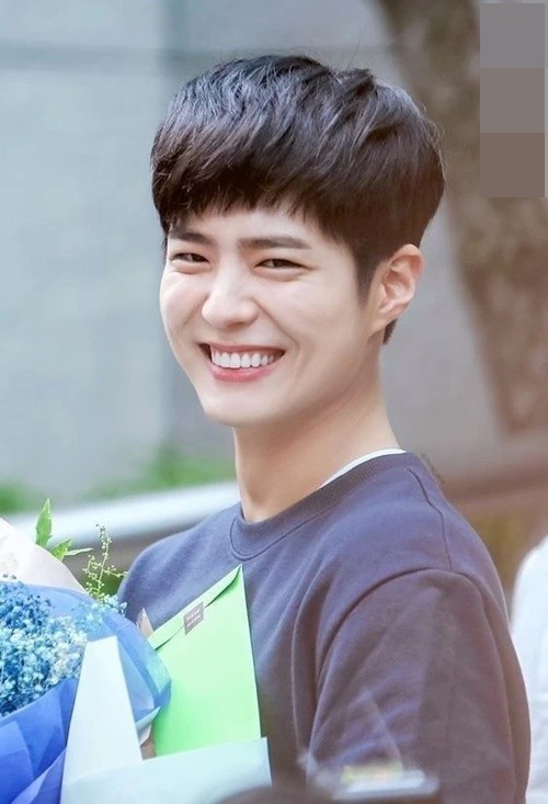 Park Bo Gum duoc menh danh em trai quoc dan, tai san “khung”-Hinh-5