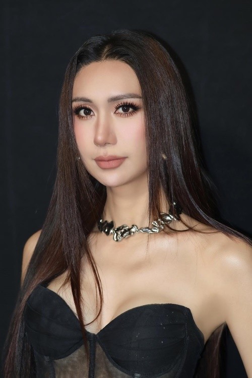 My nhan chuyen gioi Lynk Lee mac bikini khoe dang goi cam-Hinh-12