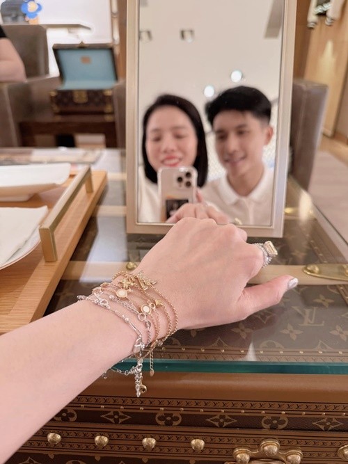 Lam Bao Chau - Le Quyen tinh tu, bao nguoi phat ghen-Hinh-5