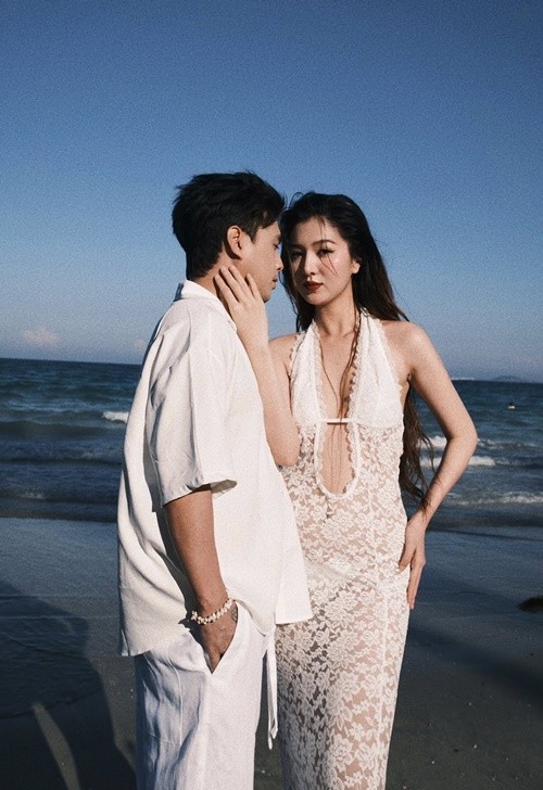 Vo Ho Quang Hieu dien trang phuc xuyen thau sau 4 thang sinh con-Hinh-2