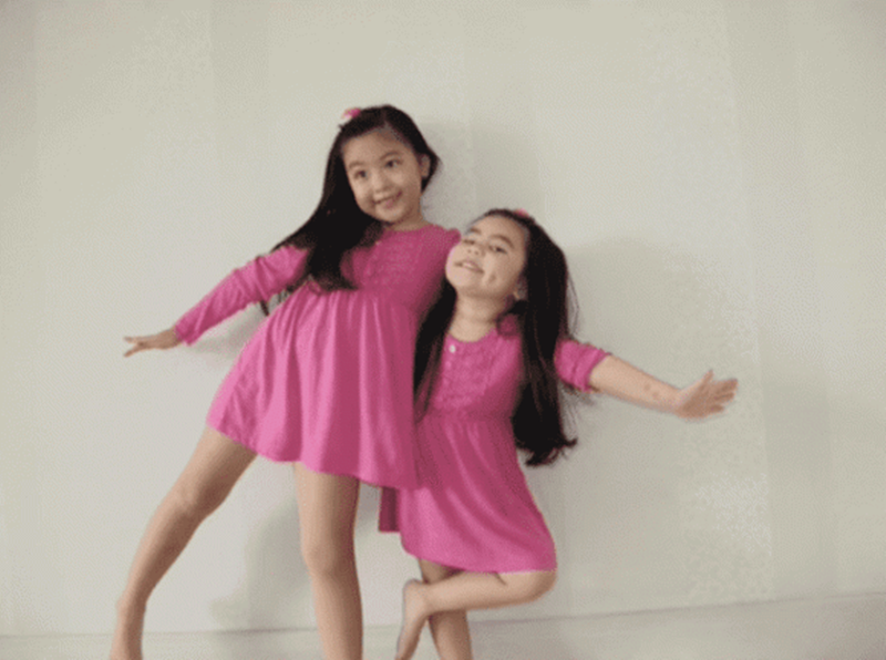Hai con gai Quyen Linh tuoi thieu nu nhan sac 