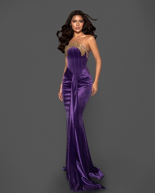 Soi loat doi thu dang gom cua Y Nhi o Miss World 2025-Hinh-10