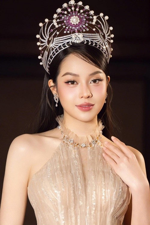 Do sac Thanh Thuy - Thuy Linh - Ngoc Hang sau Hoa hau Viet Nam 2022-Hinh-4
