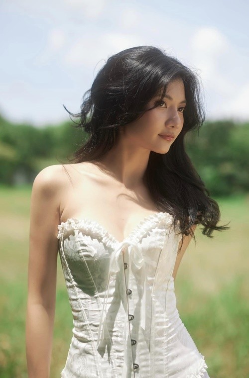 “Bong hong” phim “Dia dao” Nhat Y ngoai doi goi cam ra sao?-Hinh-2