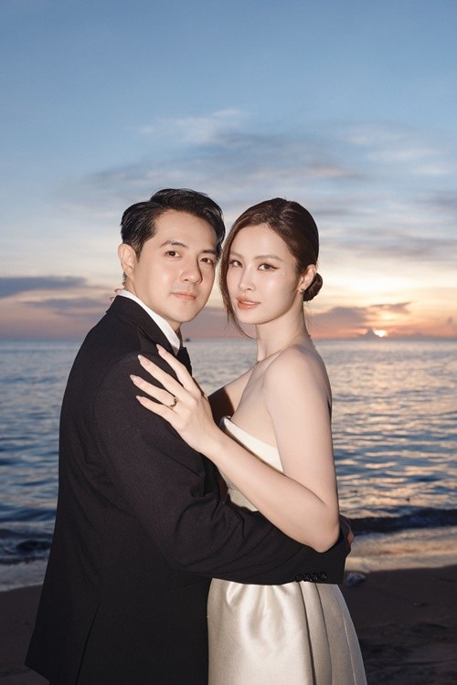 Cuoc song giau sang cua nhom 