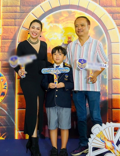 Chuyen tinh ngot ngao cua Phi Thanh Van va ban trai doanh nhan-Hinh-11