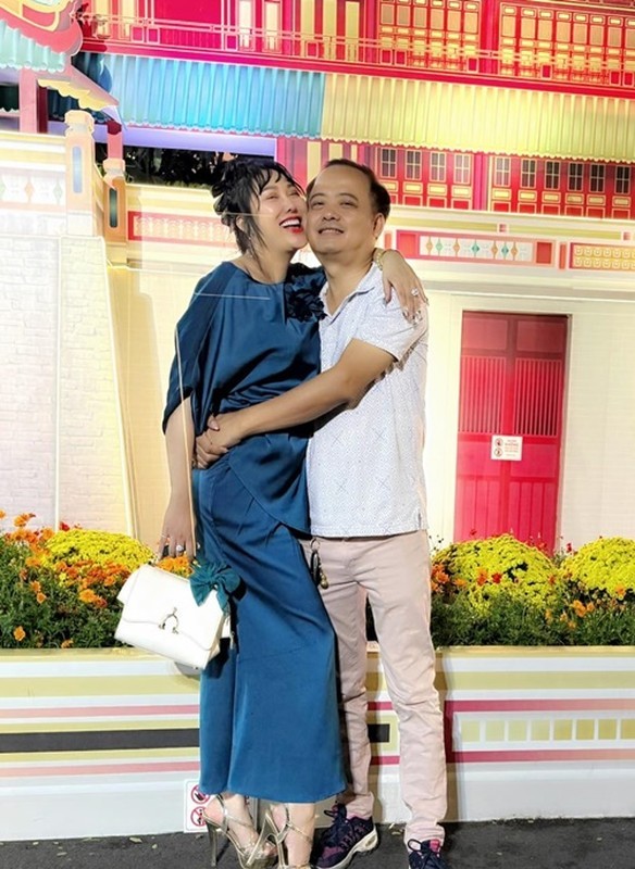 Chuyen tinh ngot ngao cua Phi Thanh Van va ban trai doanh nhan-Hinh-6