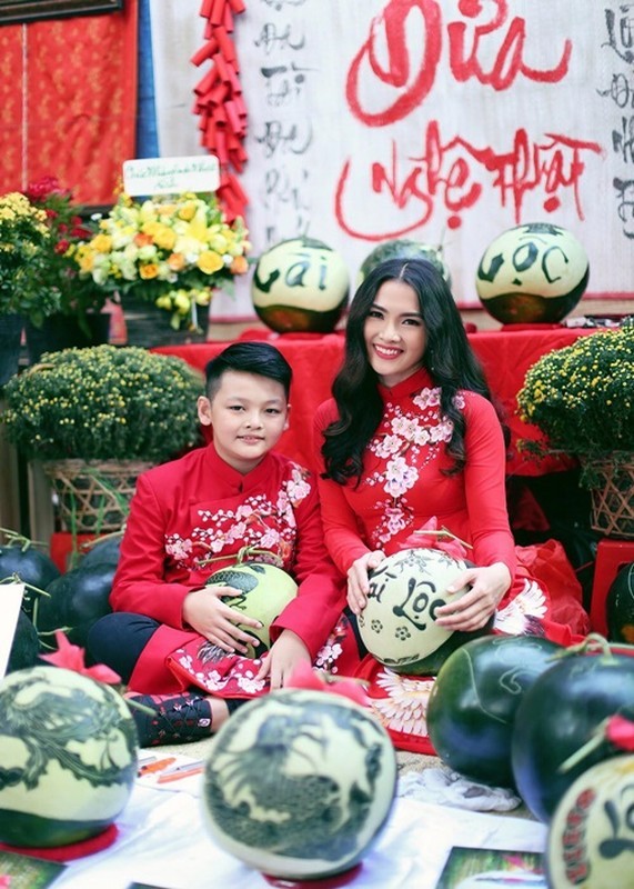 Quy tu cao 1m85, dien trai cua sieu mau Anh Thu-Hinh-8